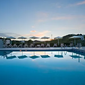 https://apartamentos-ses-veles.ibizaislandhotels.net