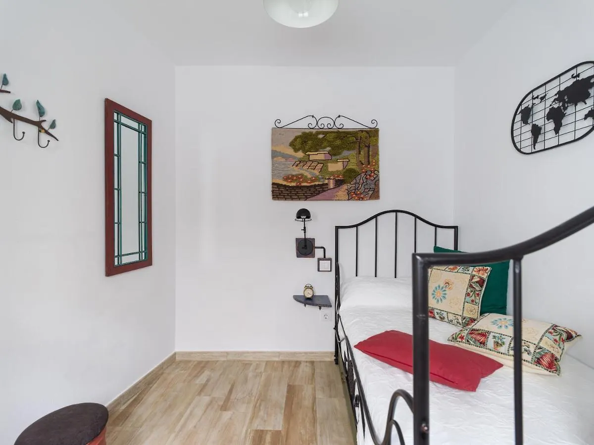 Holiday home Viviendas Vacacionales San Mateo Vega de San Mateo