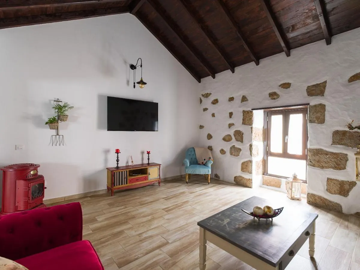 Holiday home Viviendas Vacacionales San Mateo Vega de San Mateo
