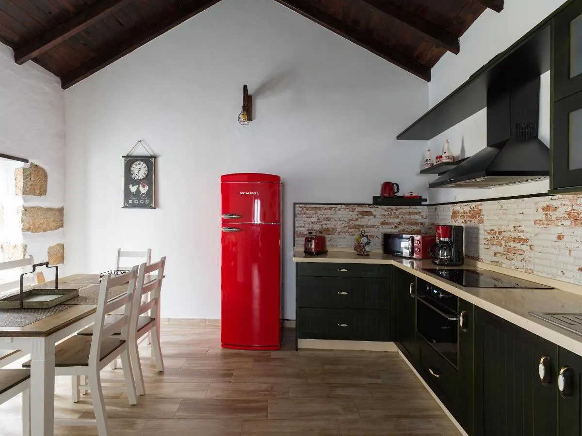 Holiday home Viviendas Vacacionales San Mateo Vega de San Mateo