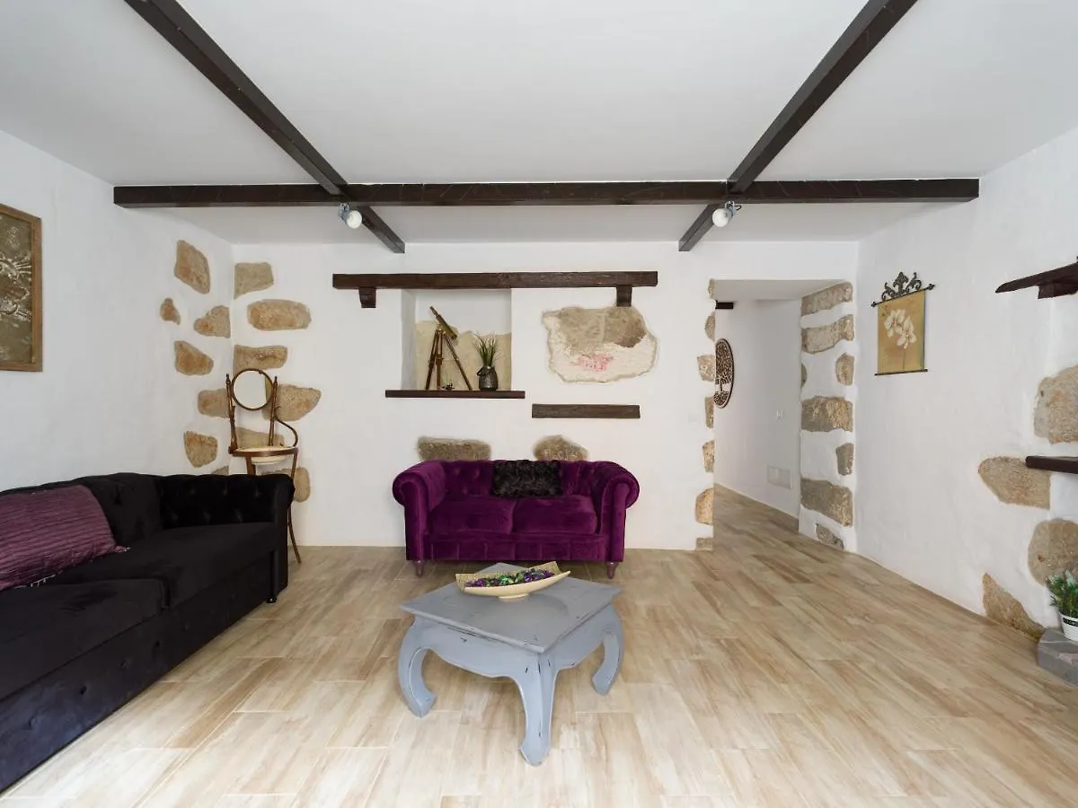 Holiday home Viviendas Vacacionales San Mateo Vega de San Mateo Spain